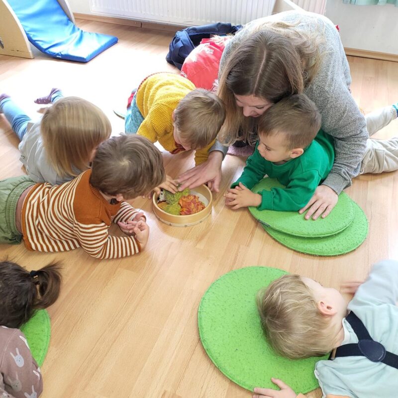 Lieder und Spiele mit Kleinkindern in Karlsruhe, Musik erfahren